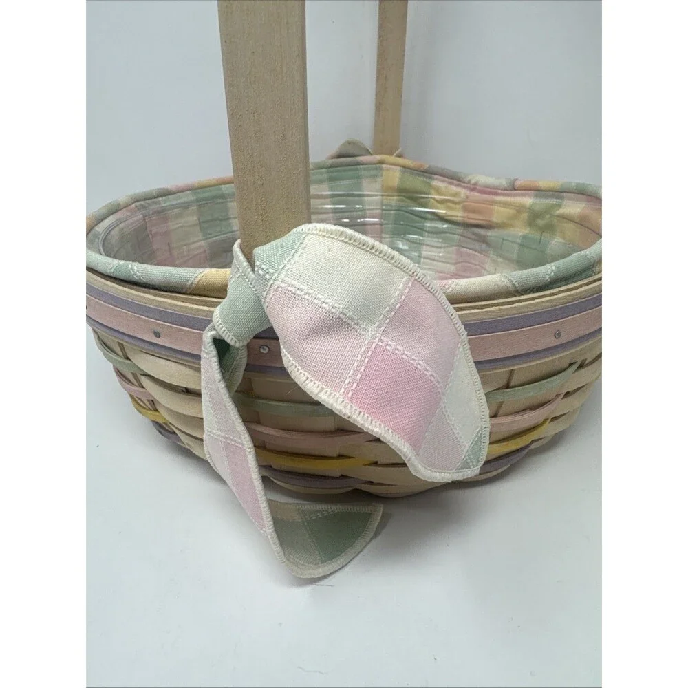Longaberger 2001 Easter Basket Whitewashed w/Liner,  Protector & Bows, tie on
